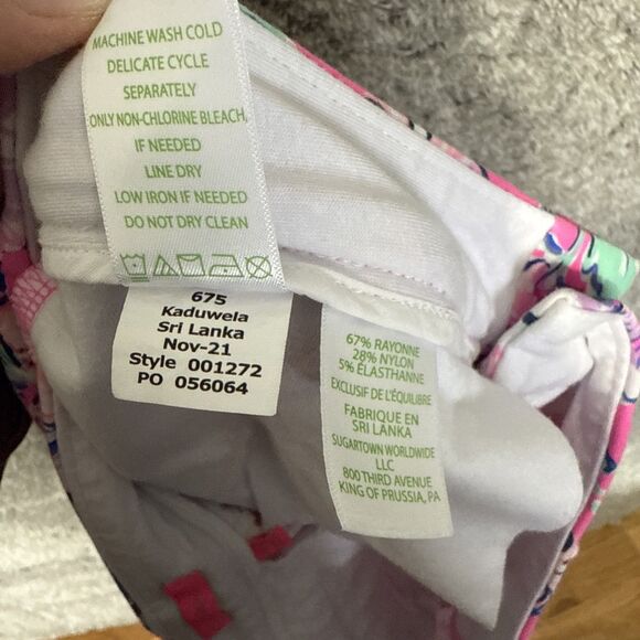 LILLY PULITZER Knit Buttercup Shorts  "LAST BUD NOT LEAST"  Size 2 Pink Floral - Picture 9 of 13